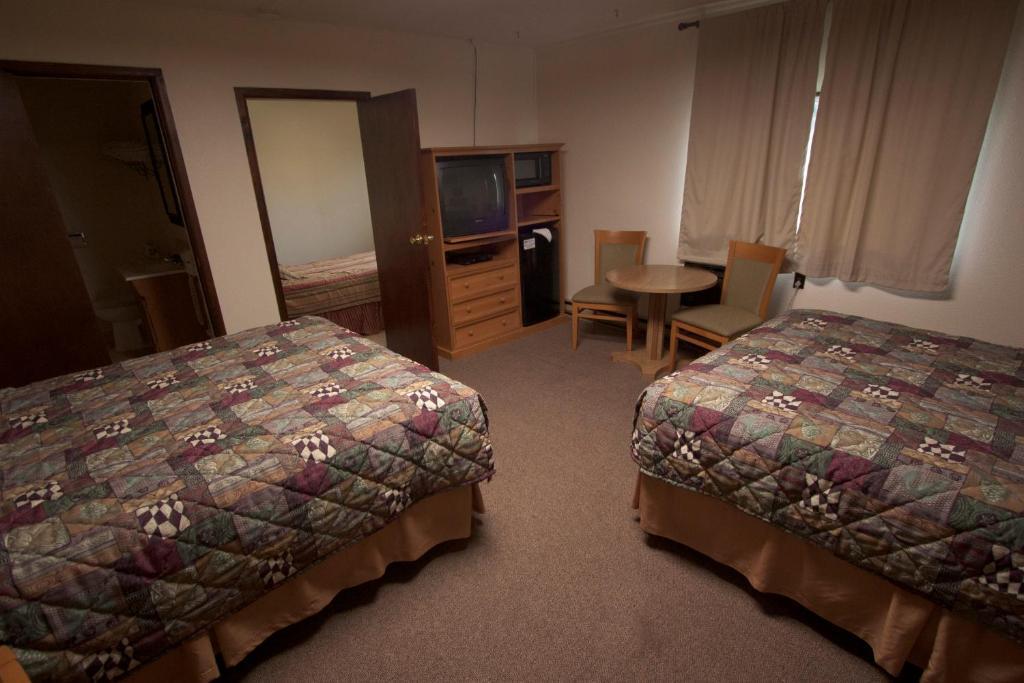 Falls Motel Thompson Falls Δωμάτιο φωτογραφία